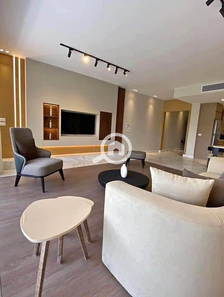 6 589163242_1562386851570317_7069289904609482053_n. jpg