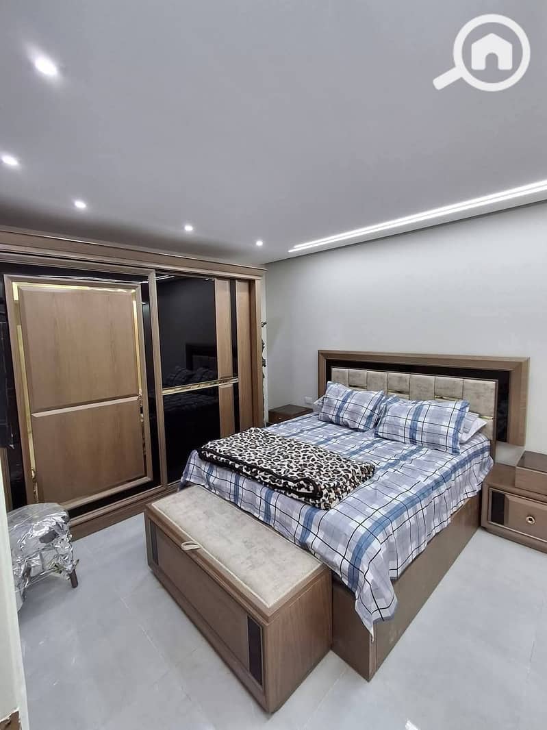 8 cc166e48-95ff-450d-b70a-f9095d10acb4. jpeg