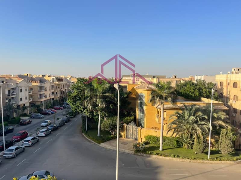 2 photo_5872704540300217121_y. jpg