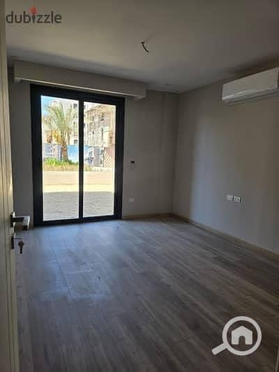 10 8a716273-113f-4c68-abac-be065f44c871. jpeg