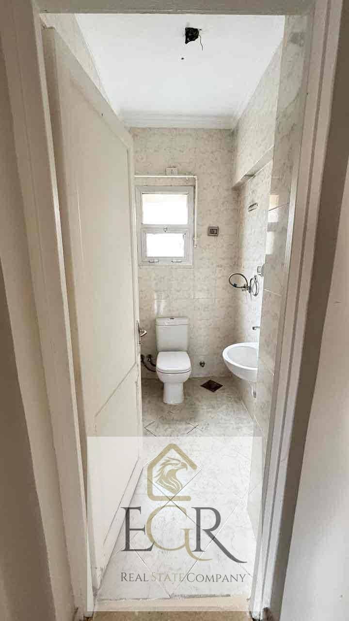 5 7a678176-1450-4fc9-8369-f26b87f46c52. jpg