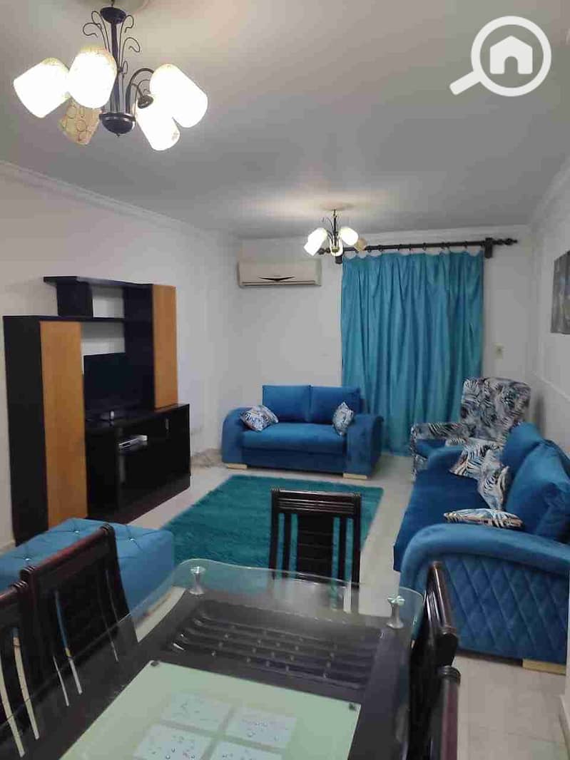 1000429967. jpg 1000429967. jpg