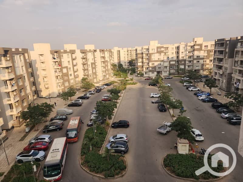 8 WhatsApp Image 2025-11-16 at 20.44. 53_77f670e7. jpg