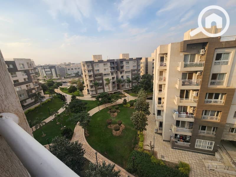 10 WhatsApp Image 2025-11-16 at 20.44. 55_045b0096. jpg