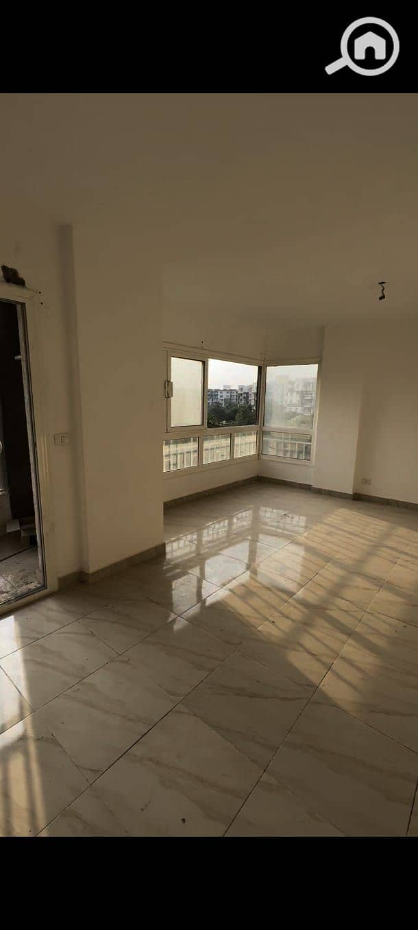 3 0f0ac53a-ac18-41ec-85fb-334b39a39b5d. jpg