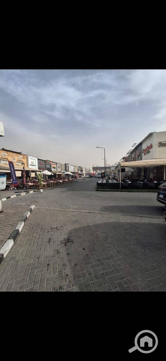 10 fb67c9aa-880f-4167-9854-00f77626c51d. jpeg