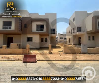 4 Bedroom Townhouse for Sale in 6th of October, Giza - 6. png
