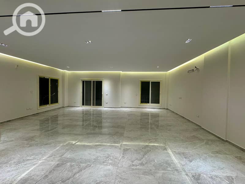 2 WhatsApp Image 2025-12-02 at 13.44. 45. jpeg