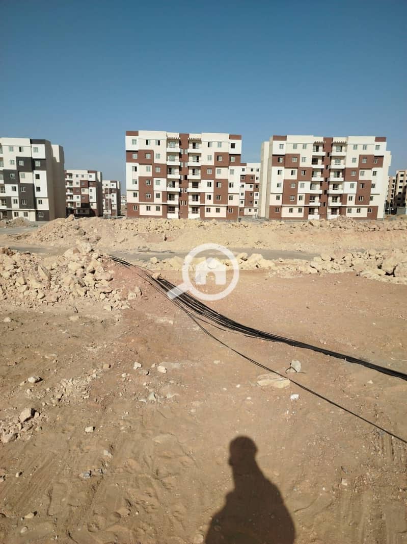 2 bdd9de77-5fb3-4c46-9f71-def916314f97. jpg