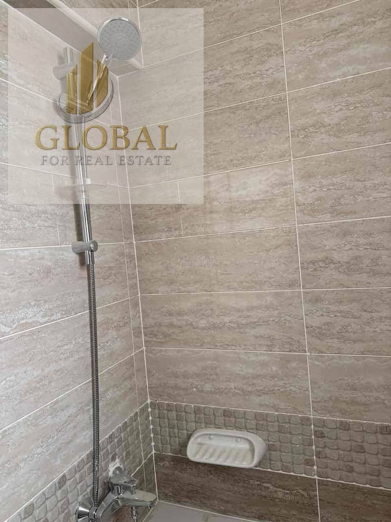 3 303c8650-b014-416a-83aa-432ac41f3410. jpg