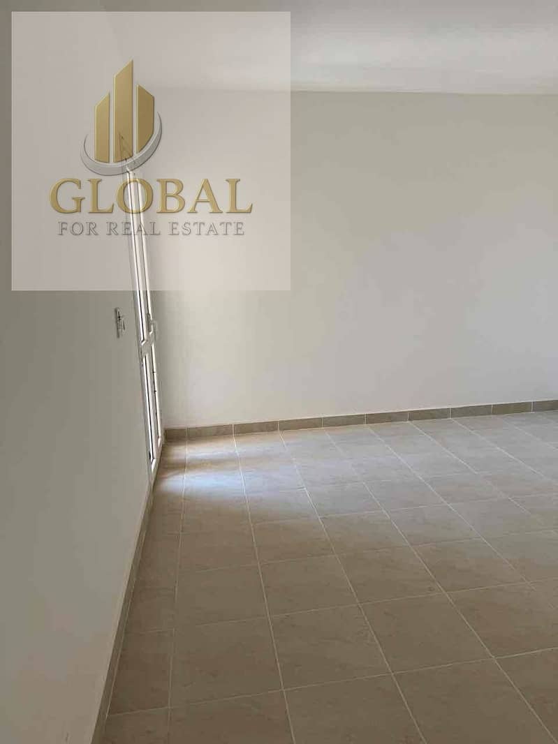 6 7a1ef880-eba2-400b-abeb-7c565b6dccc1. jpg