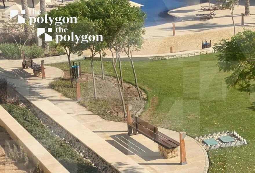 6 307fe3d3dfac438db49c8c2405870e28. jpg