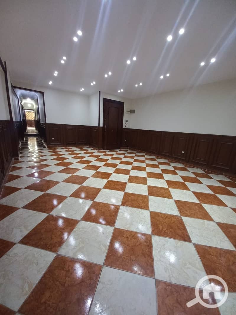 WhatsApp Image 2025-12-04 at 13.49. 16_8a6d561e. jpg