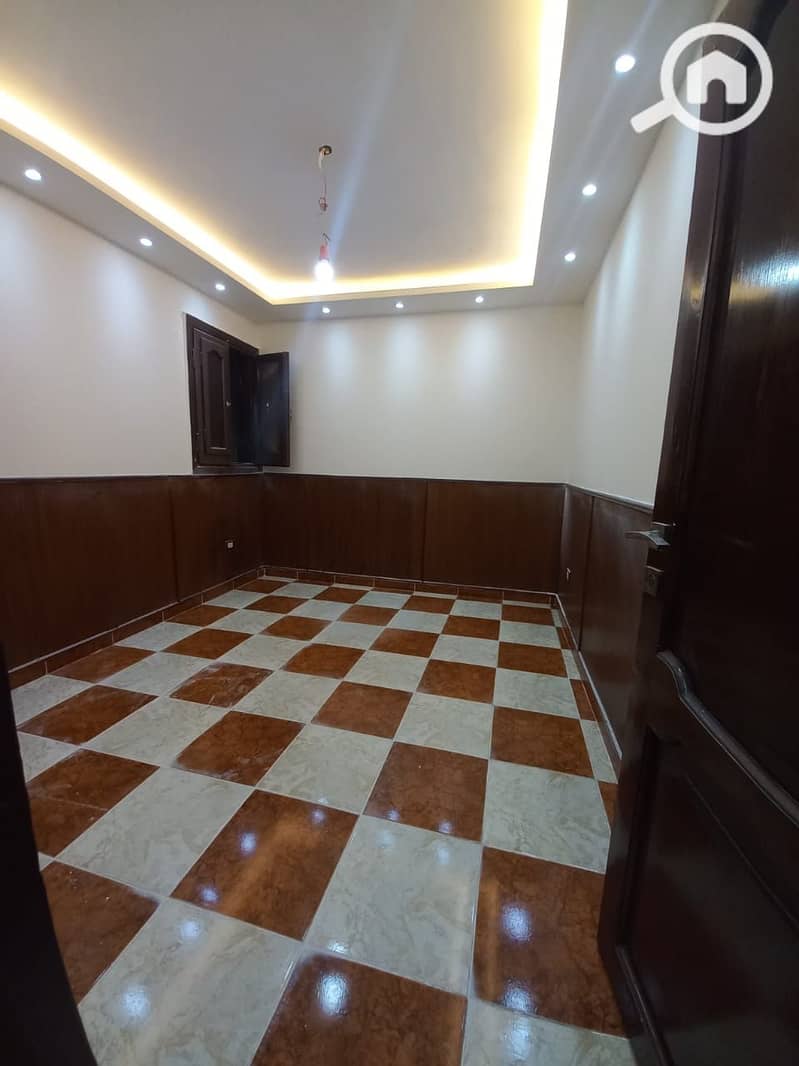 3 WhatsApp Image 2025-12-04 at 13.49. 16_aea537ad. jpg