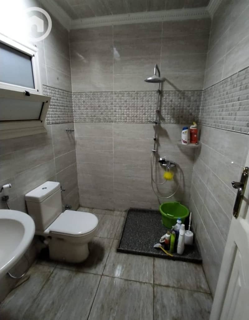 9 c9479b4f-6cdc-413c-b5d5-b5b91b2a5500. jpg