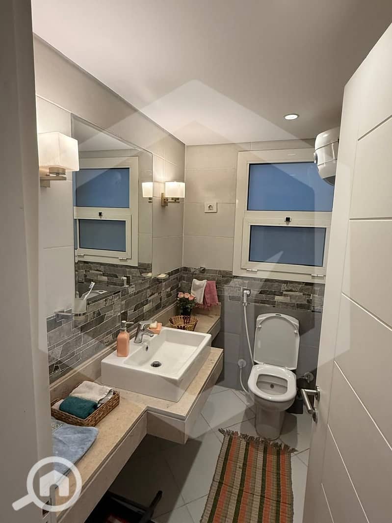 4 Jasper Woods New Giza 4. jpg