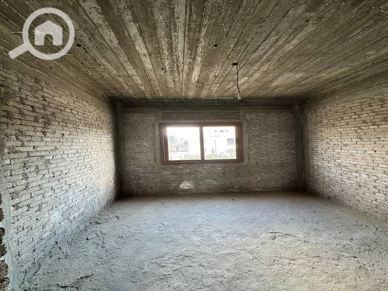 12 WhatsApp Image 2025-02-06 at 6.05. 47 PM. jpeg