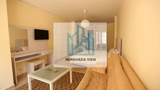 2 b85610e8-c63b-44b3-bc59-6d6fffdf1f13. jpg