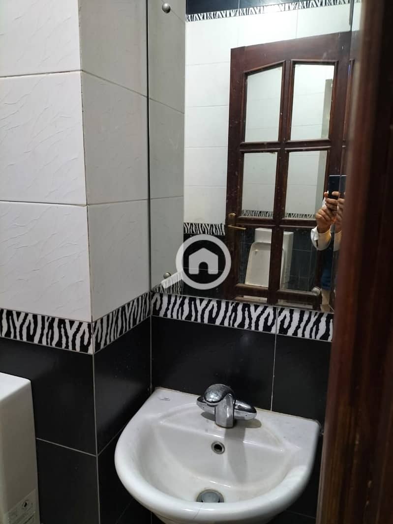 28 WhatsApp Image 2025-12-03 at 12.56. 38 (3). jpeg