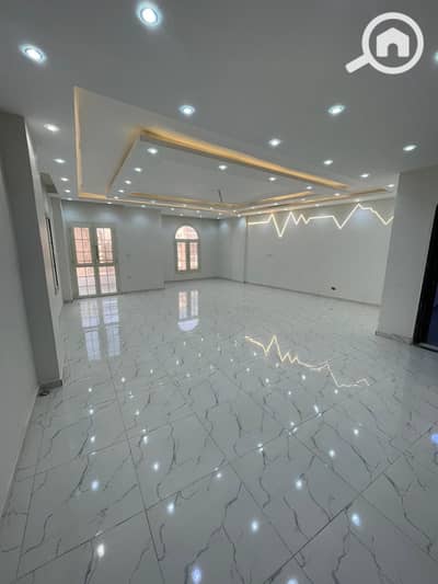 شقة 3 غرف نوم للبيع في الشيخ زايد، الجيزة - 72CD3C1E-7A47-4BB2-84FB-0DD8DD1700FE. jpeg