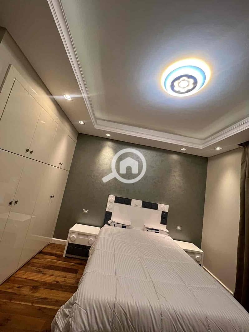 12 31242937-7ea5-459a-ab3a-6fde02dac5f8. jpg