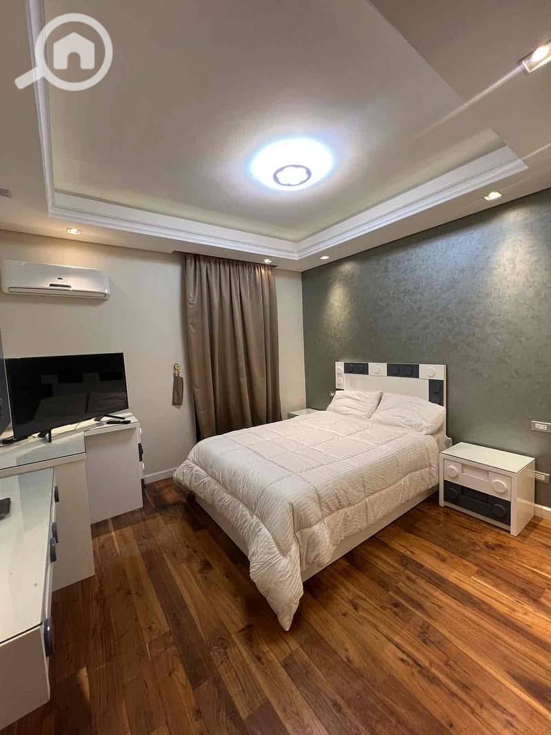 13 1664f4b3-4ce0-415d-b3df-8a25c6c50466. jpg