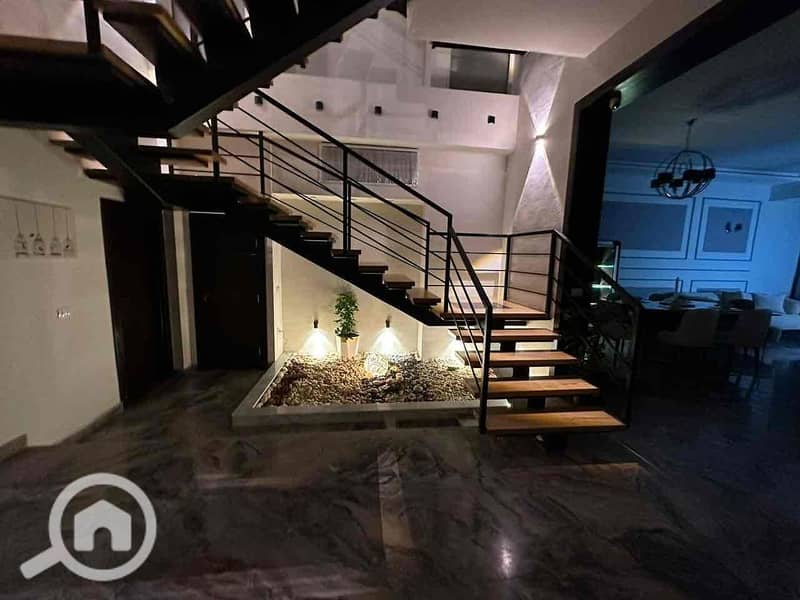 5 f026789c-5cb5-41e3-b6c5-f51235758135. jpg