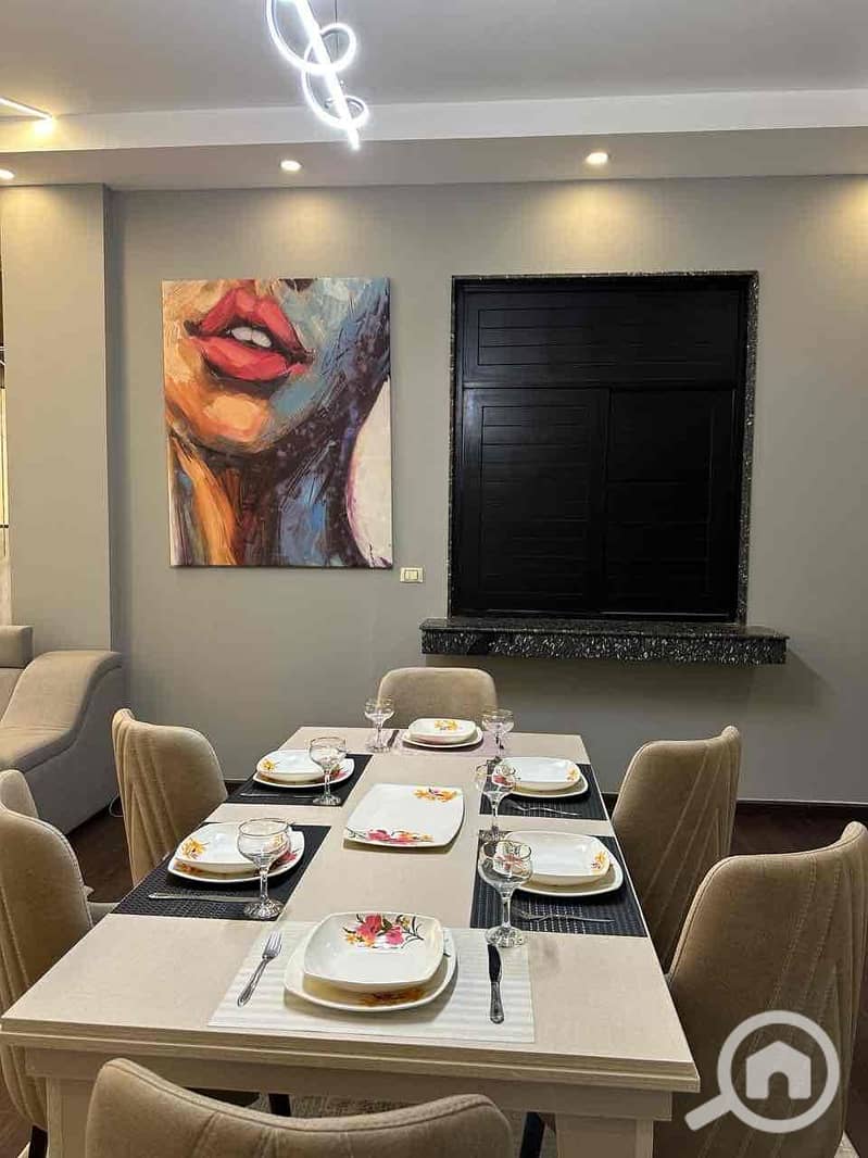 2 b6429969-11d9-4032-8f86-cdff27c9966a. jpg