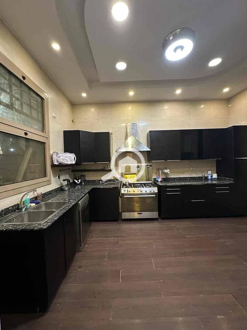 25 9cb0488d-7a9b-4d84-b4b4-d6dd7b8498d5. jpg