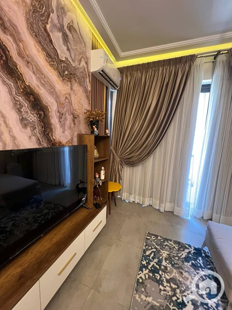 9 WhatsApp Image 2025-12-04 at 16.42. 25 (2). jpeg