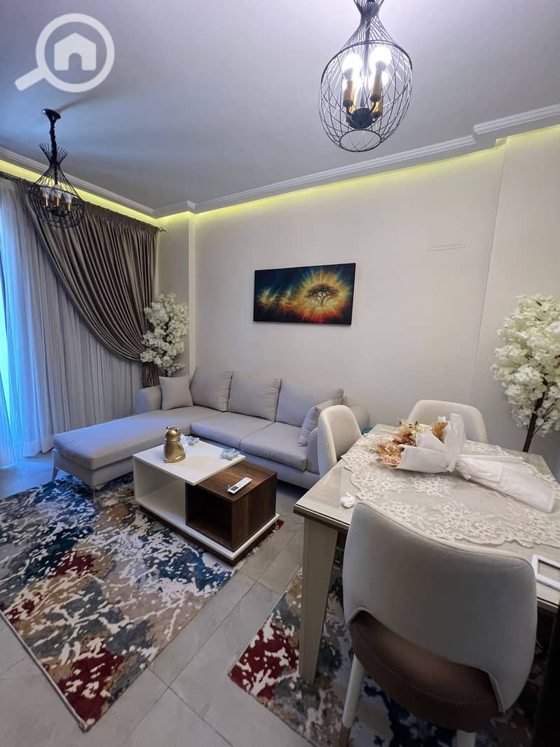 12 WhatsApp Image 2025-12-04 at 16.42. 24 (1). jpeg