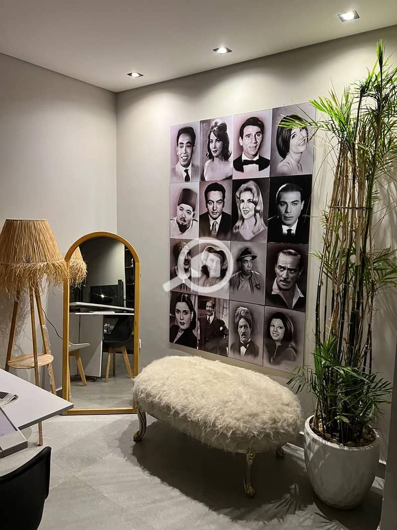 12 5ca68fb8-1075-4637-a391-4036f1024f43. jpeg