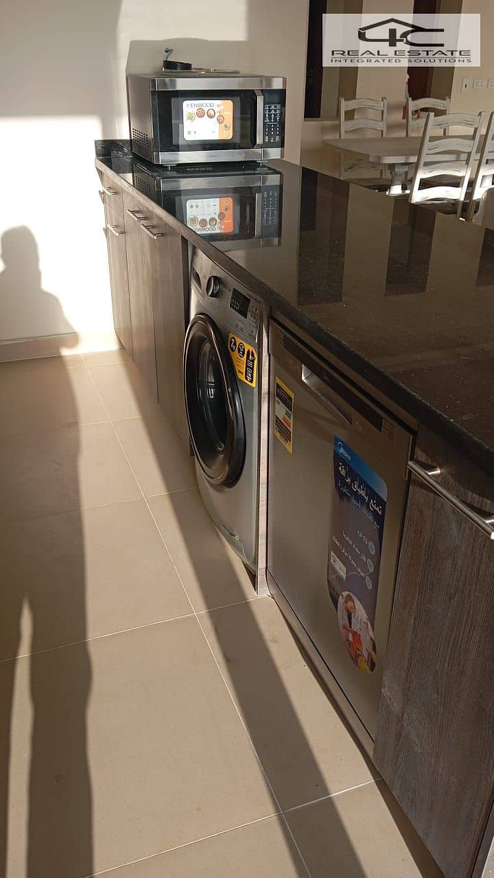 6 WhatsApp Image 2025-12-04 at 4.11. 43 AM (2). jpeg