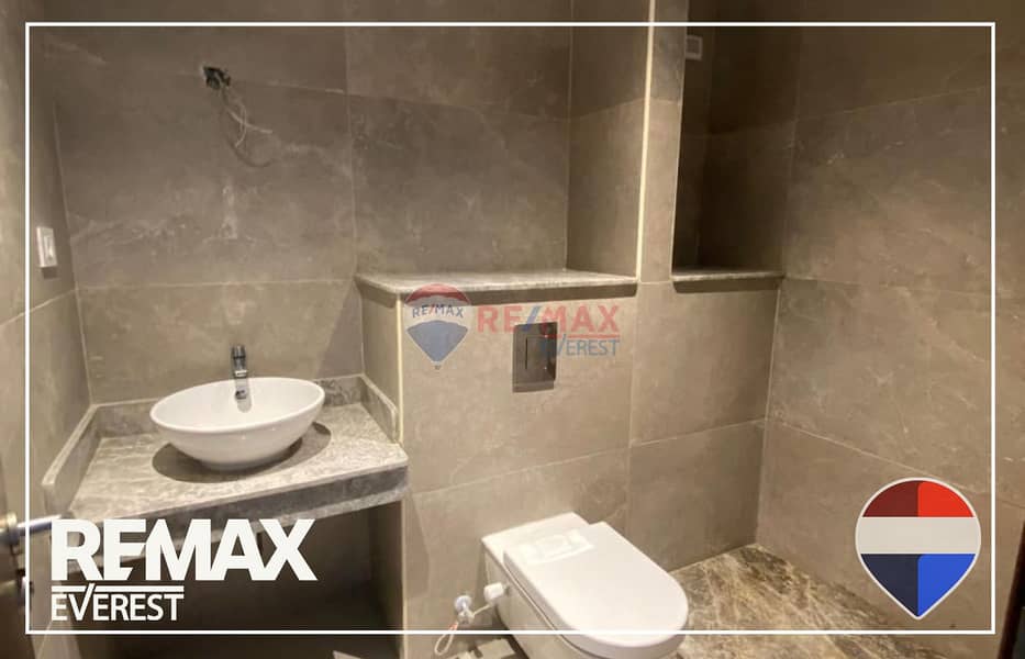 11 WhatsApp Image 2025-12-04 at 11.22. 44 AM. jpeg