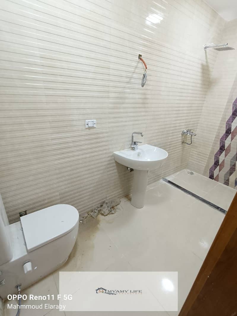 22 WhatsApp Image 2025-12-04 at 3.02. 35 PM (3). jpeg