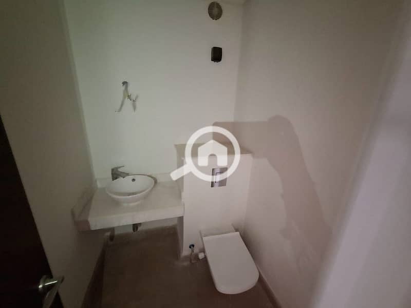 11 WhatsApp Image 2025-12-04 at 4.13. 50 PM (1). jpeg