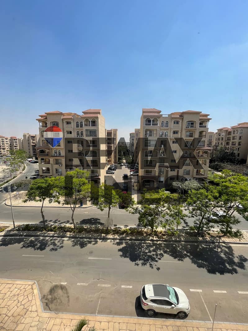 4 WhatsApp Image 2025-12-04 at 13.42. 04. jpeg