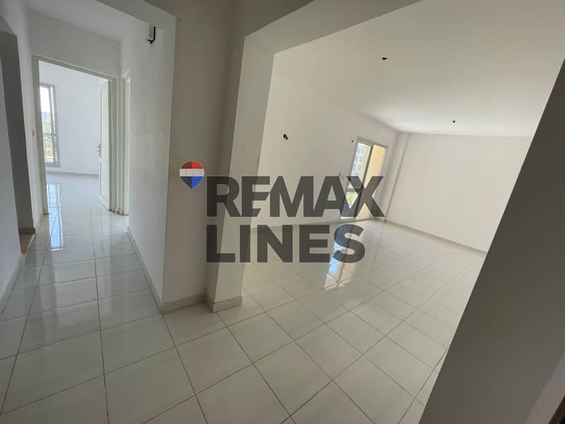 10 WhatsApp Image 2025-12-04 at 13.41. 57. jpeg