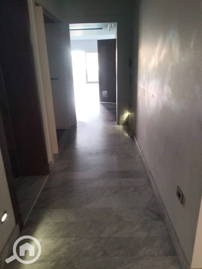 2 WhatsApp Image 2025-12-04 at 16.42. 02 (2). jpeg