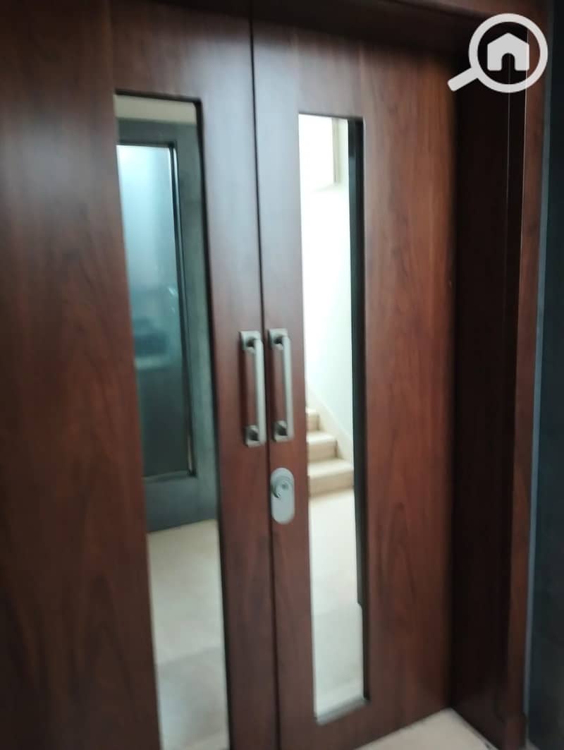 5 WhatsApp Image 2025-12-04 at 16.42. 02. jpeg