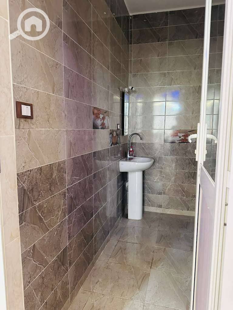 13 WhatsApp Image 2025-12-03 at 17.20. 54 (1). jpeg