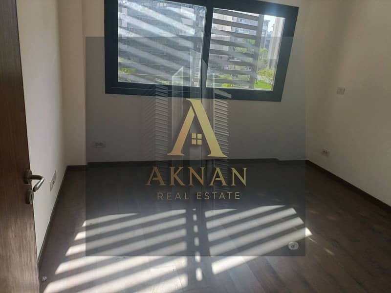 10 WhatsApp Image 2025-08-24 at 11.36. 53 (4). jpeg