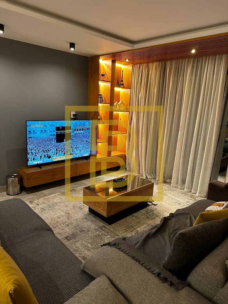 4 c6caee6e-27db-47fc-aa30-59d44f267652. jpg