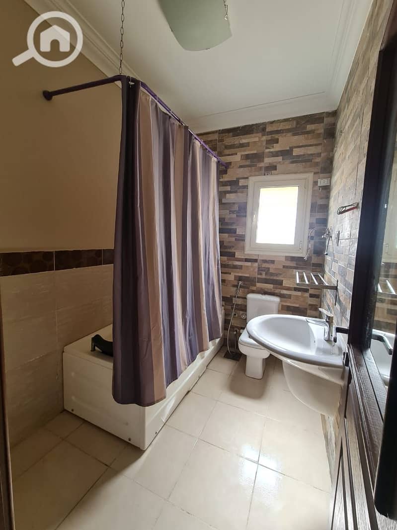 6 IMG-20251204-WA0071. jpg