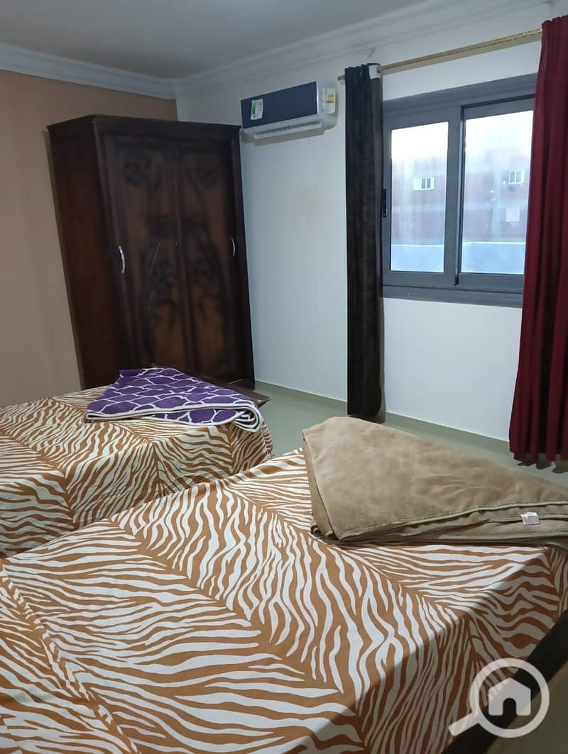 9 ad55a0c1-214e-48c4-95f1-3074f98b43cf. jpg