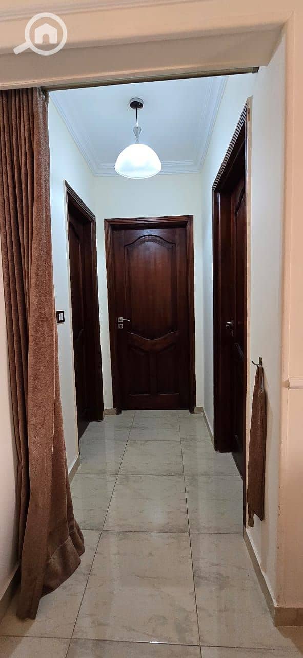 12 WhatsApp Image 2025-12-04 at 15.00. 08 (2). jpeg