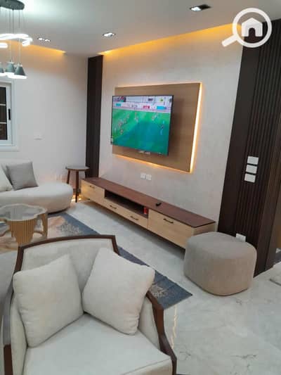 شقة 3 غرف نوم للايجار في الشيخ زايد، الجيزة - IMG-20251204-WA0241. jpg