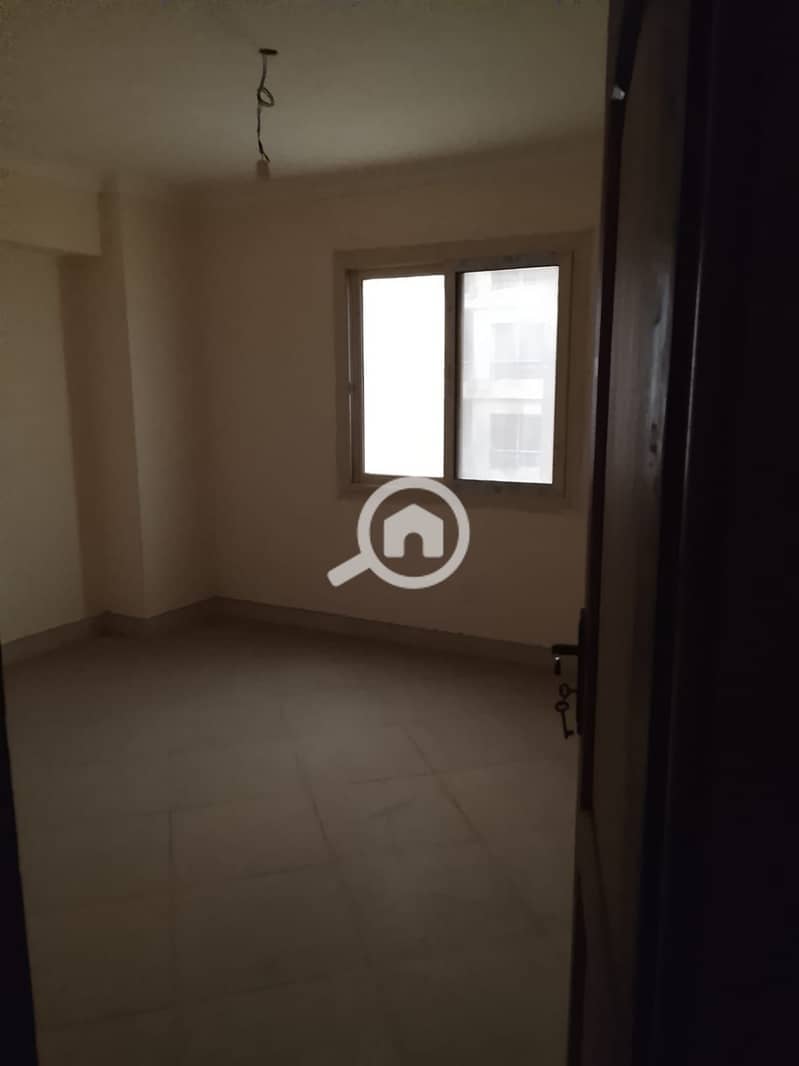 6 WhatsApp Image 2025-12-04 at 17.07. 36_f425c65d. jpg