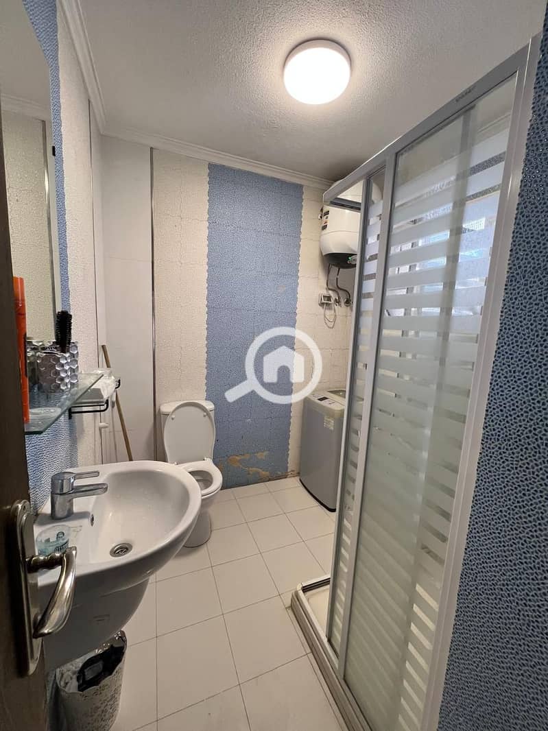 8 d25f33d6-70e5-486d-b534-8d0556bedffb. jpeg