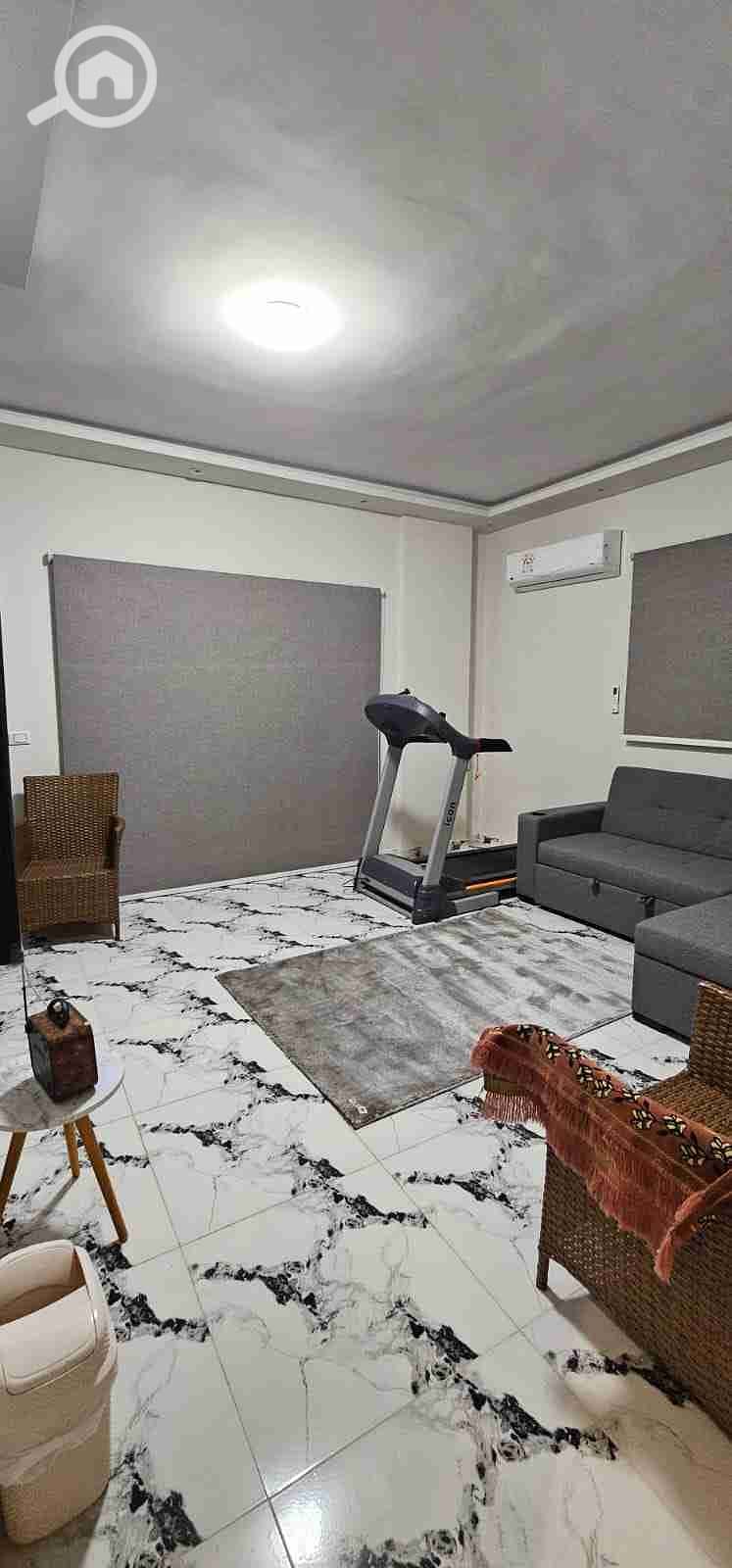 1000660056. jpg 1000660056. jpg